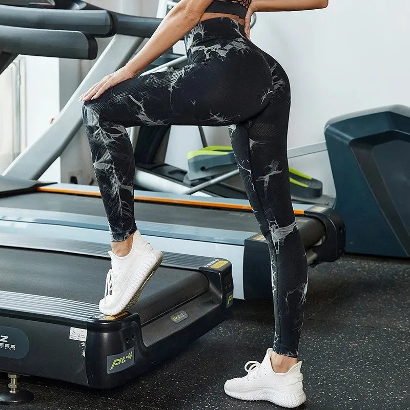 SwirlSculpt™ Tie-Dye Leggings